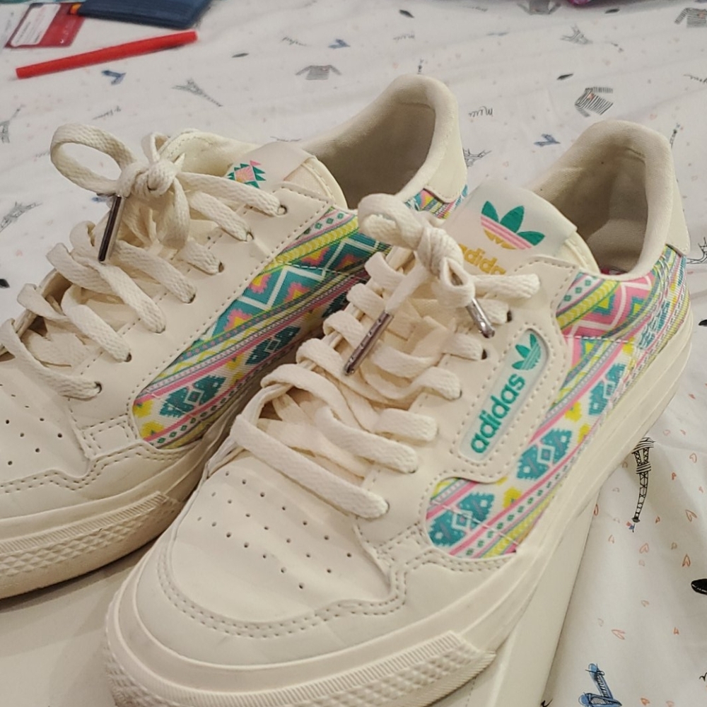 Adidas Arizona Sneakers